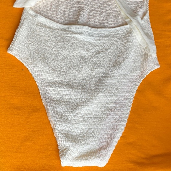 NWOT Free People Cream Beach Low Back Bodysuit with Tie Back Size M - Picture 6 of 16